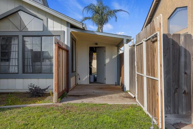 5133 Almsbury Dr, Salida, CA 95368