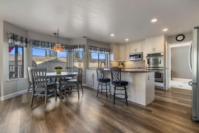 5133 Almsbury Dr, Salida, CA 95368