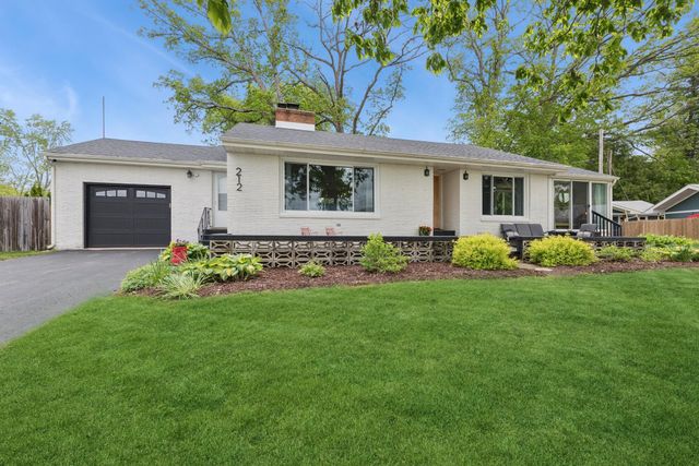 212 Lake Shore Drive, La Porte, IN 46350