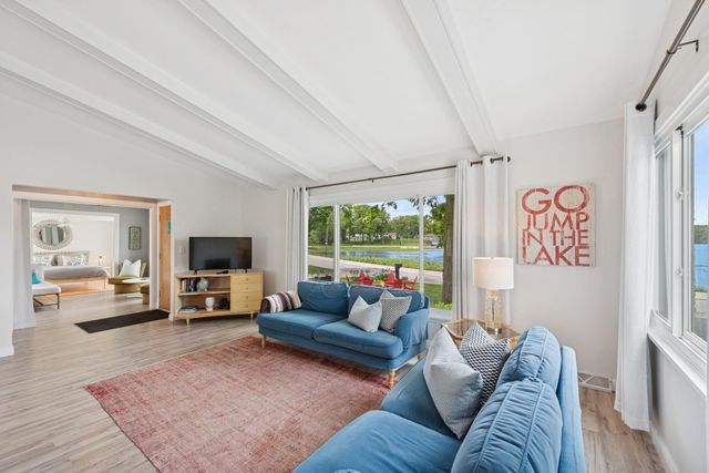 212 Lake Shore Drive, La Porte, IN 46350