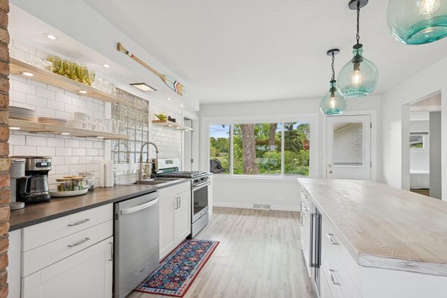212 Lake Shore Drive, La Porte, IN 46350