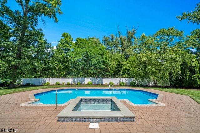 3 Bromley Ct, Montville Twp., NJ 07045