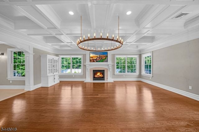 3 Bromley Ct, Montville Twp., NJ 07045