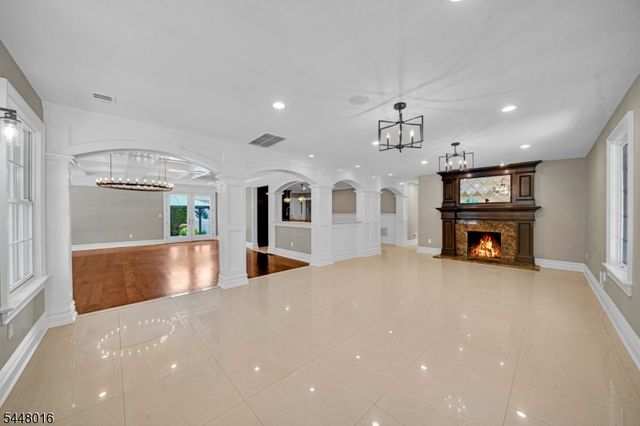 3 Bromley Ct, Montville Twp., NJ 07045
