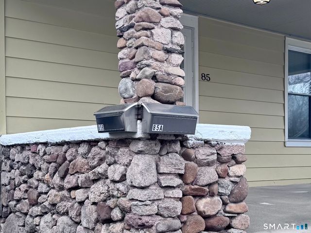 85 Ivy Street B, Branford, CT 06405