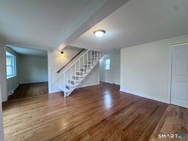 85 Ivy Street B, Branford, CT 06405