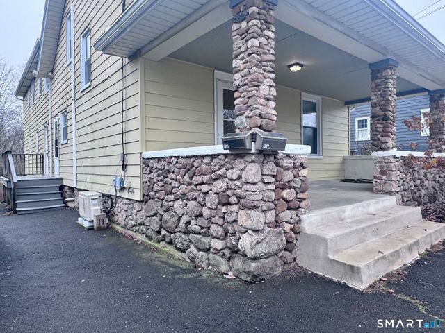 85 Ivy Street B, Branford, CT 06405