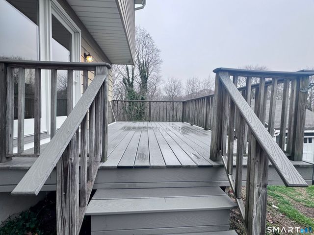 85 Ivy Street B, Branford, CT 06405