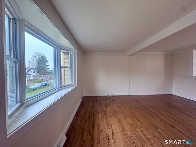 85 Ivy Street B, Branford, CT 06405