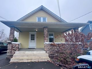 85 Ivy Street B, Branford, CT 06405