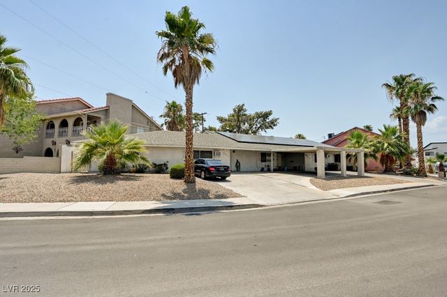 1951 Papago Lane, Las Vegas, NV 89169