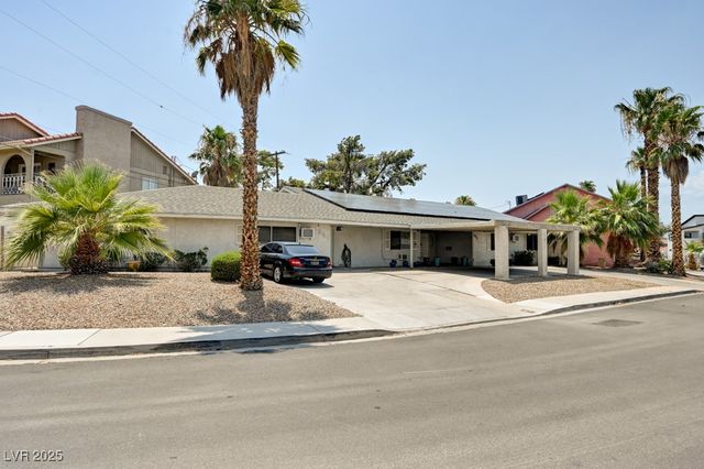 1951 Papago Lane, Las Vegas, NV 89169