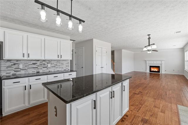 661 Roxtree Court, Buford, GA 30518