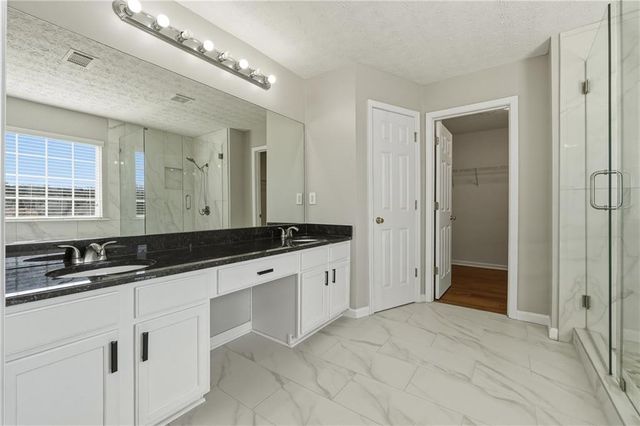 661 Roxtree Court, Buford, GA 30518