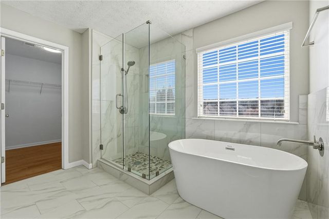 661 Roxtree Court, Buford, GA 30518