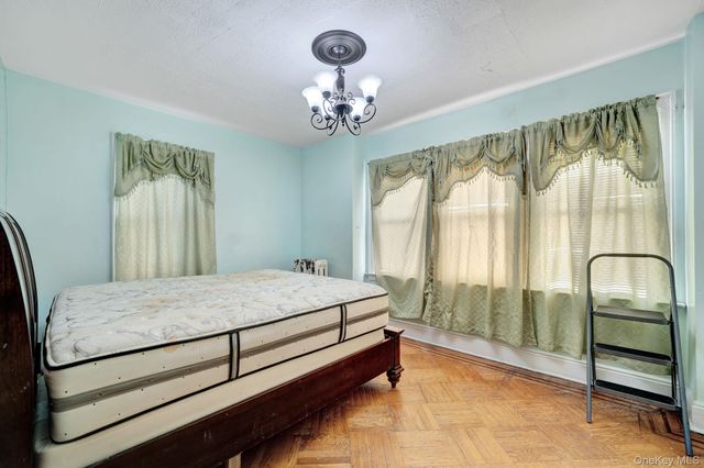 10439 115th Street, Richmond Hill S., NY 11419