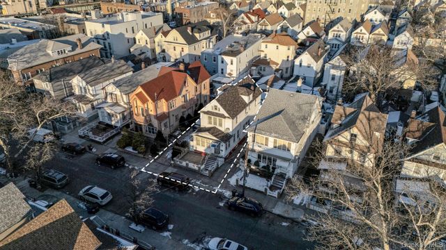 10439 115th Street, Richmond Hill S., NY 11419