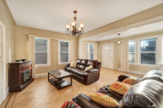 10439 115th Street, Richmond Hill S., NY 11419