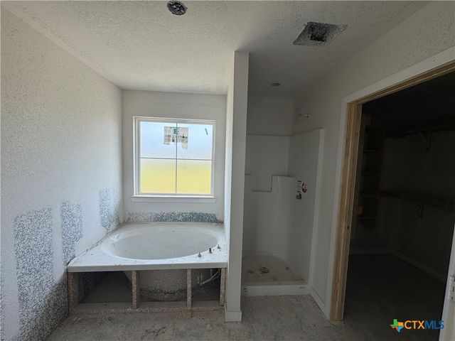 1920 Meridian Loop, Temple, TX 76502