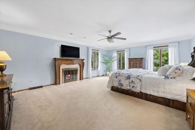 6001 Sedgley Court, Burr Ridge, IL 60527