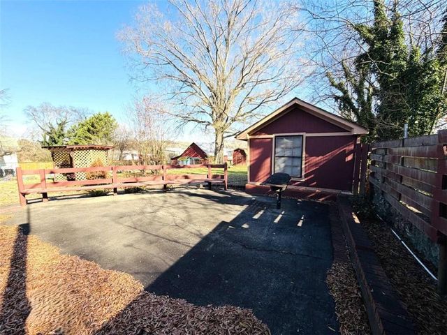 421 Cedar Avenue, Rome, GA 30161