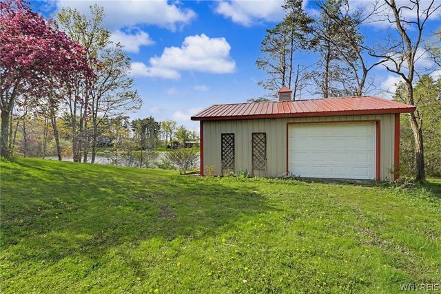86 Little Lake Road, Bennington, NY 14004