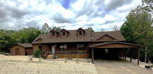 130 Pine Woods Village Drive, Hollister, MO 65672