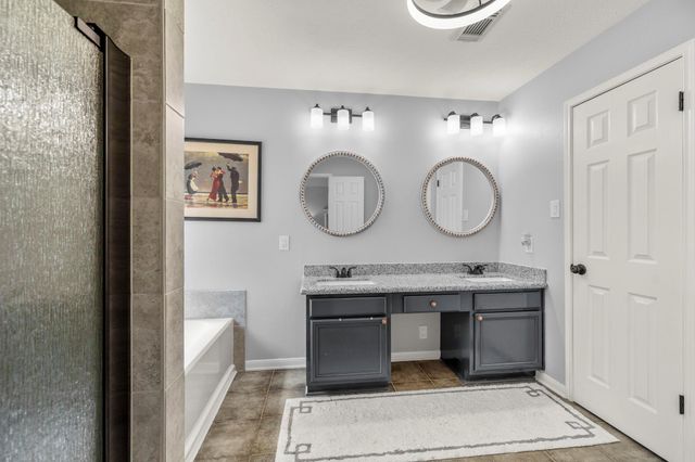 16031 Willowpark Drive, Tomball, TX 77377