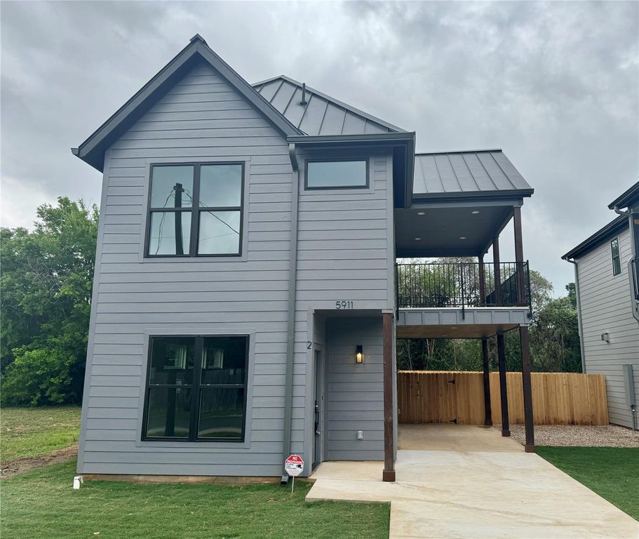 5911 Coventry LN B, Austin, TX 78723