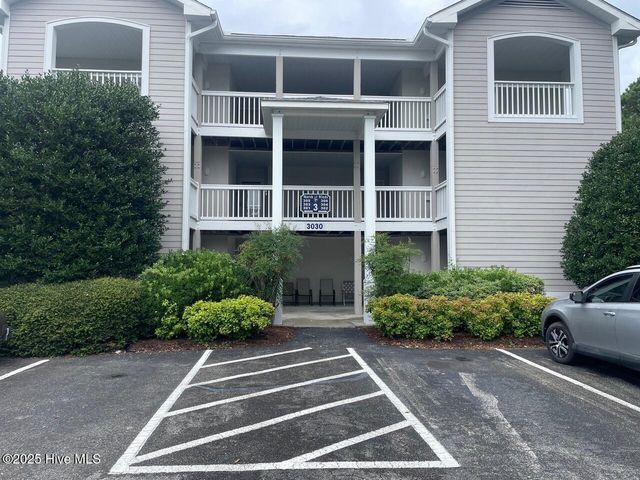 3030 Marsh Winds Circle Unit 302, Southport, NC 28461