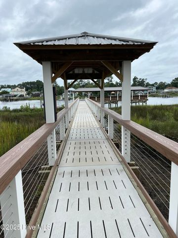 3030 Marsh Winds Circle Unit 302, Southport, NC 28461