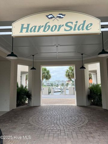 3030 Marsh Winds Circle Unit 302, Southport, NC 28461