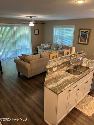 3030 Marsh Winds Circle Unit 302, Southport, NC 28461