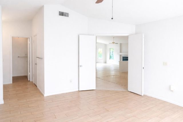 1 Pinache Ct, Sacramento, CA 95838