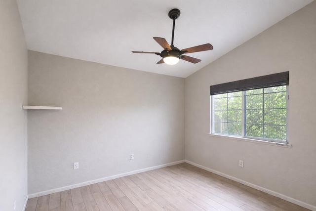 1 Pinache Ct, Sacramento, CA 95838