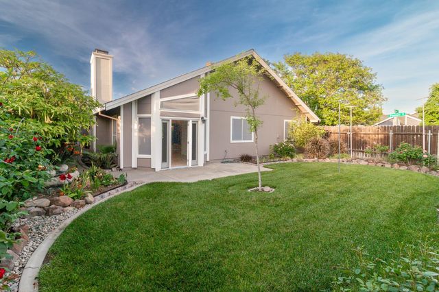 1 Pinache Ct, Sacramento, CA 95838