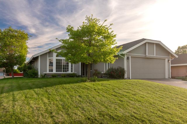 1 Pinache Ct, Sacramento, CA 95838