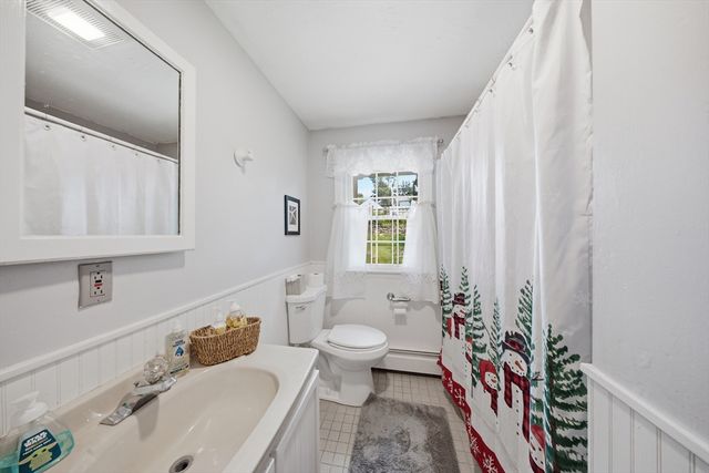 494 Laurel St, Manchester, NH 03103