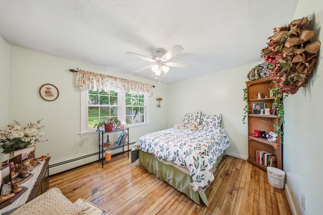 494 Laurel St, Manchester, NH 03103