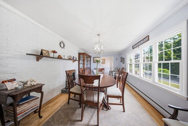 494 Laurel St, Manchester, NH 03103