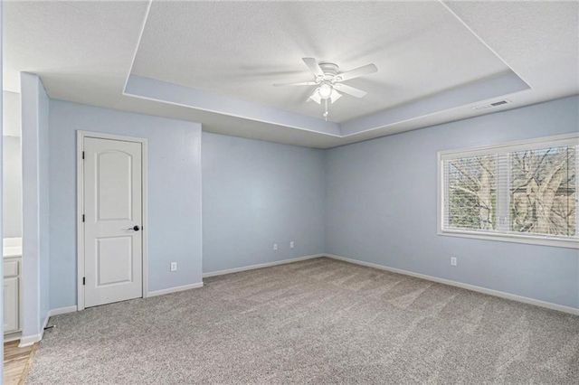 15321 N Bales Road, Smithville, MO 64089