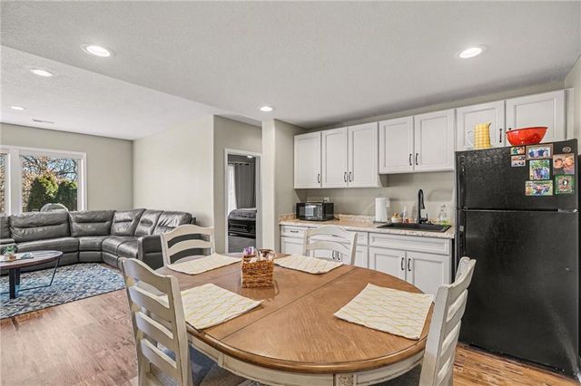 15321 N Bales Road, Smithville, MO 64089