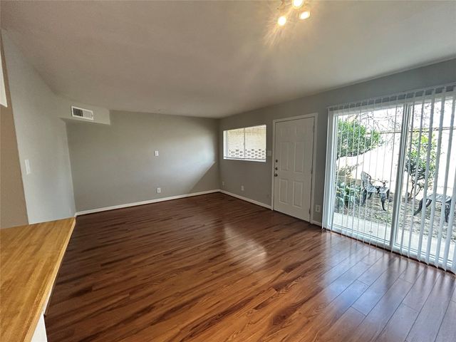 807 Heights Boulevard 7, Houston, TX 77007