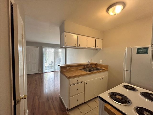 807 Heights Boulevard 7, Houston, TX 77007