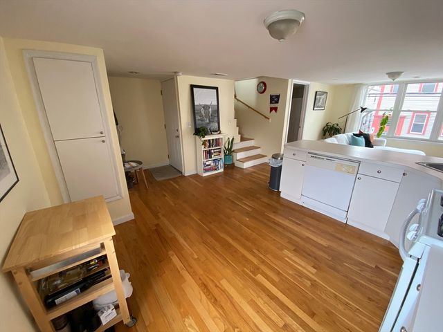 91 5th 2, Cambridge, MA 02141