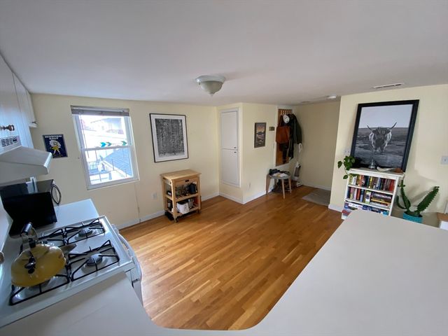 91 5th 2, Cambridge, MA 02141