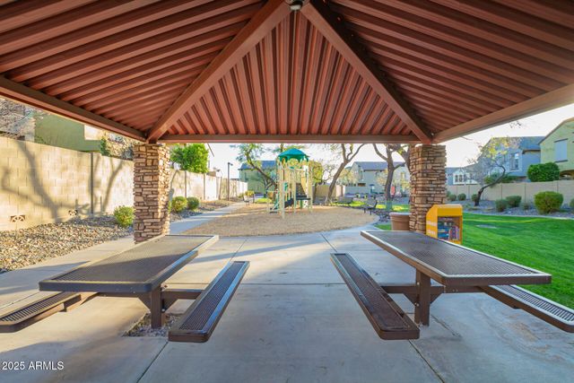 2725 E MINE CREEK Road 2186, Phoenix, AZ 85024