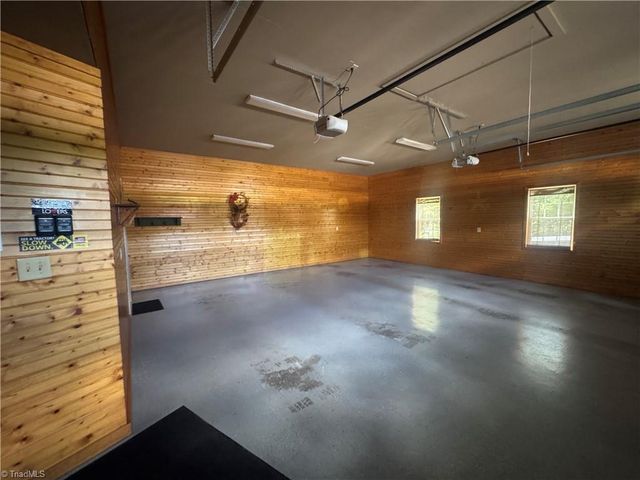 1362 US Highway 311 N, Walnut Cove, NC 27052