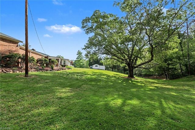 1362 US Highway 311 N, Walnut Cove, NC 27052