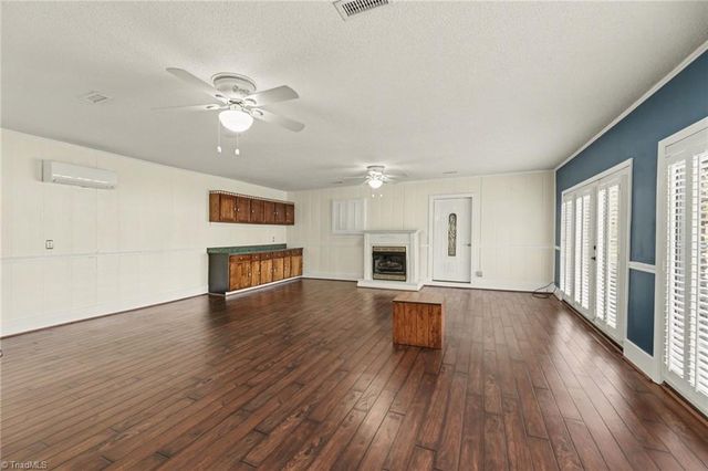 1362 US Highway 311 N, Walnut Cove, NC 27052